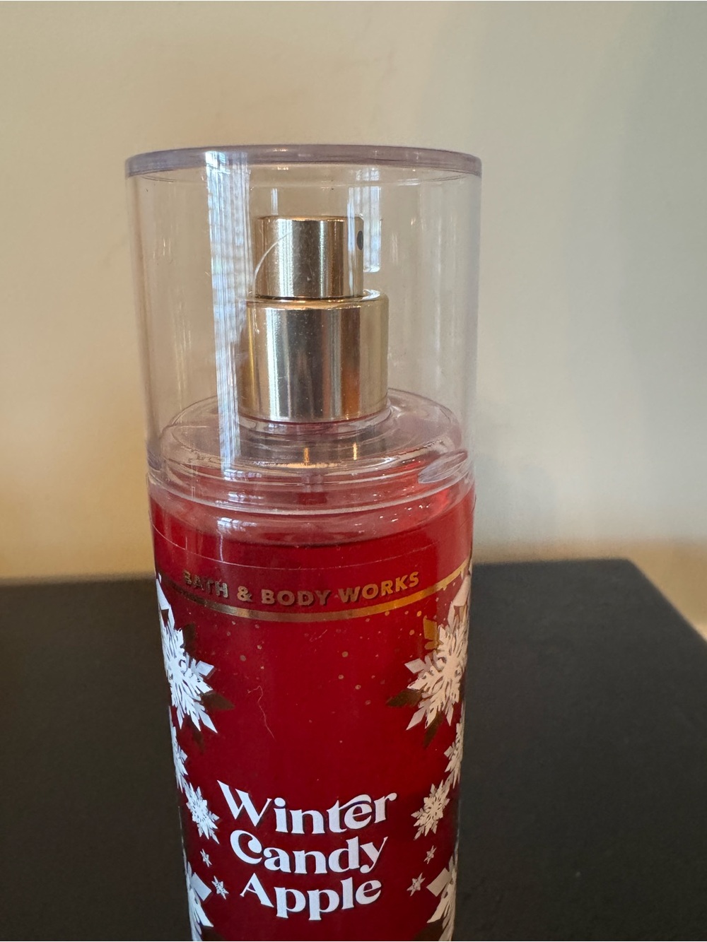 B&BW Winter Candy Apple Fine Fragrance Mist NWT - Picture 3 of 4